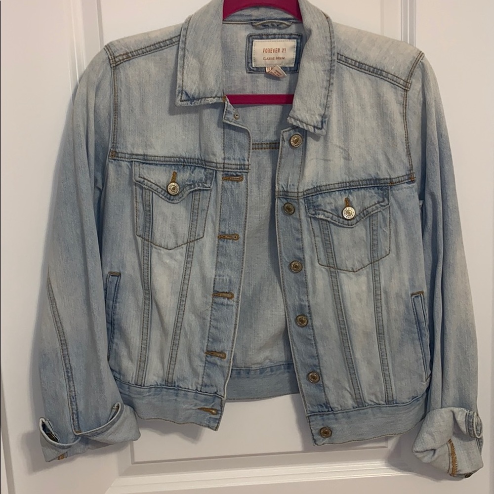 Forever 21 Classic Denim Jean Jacket